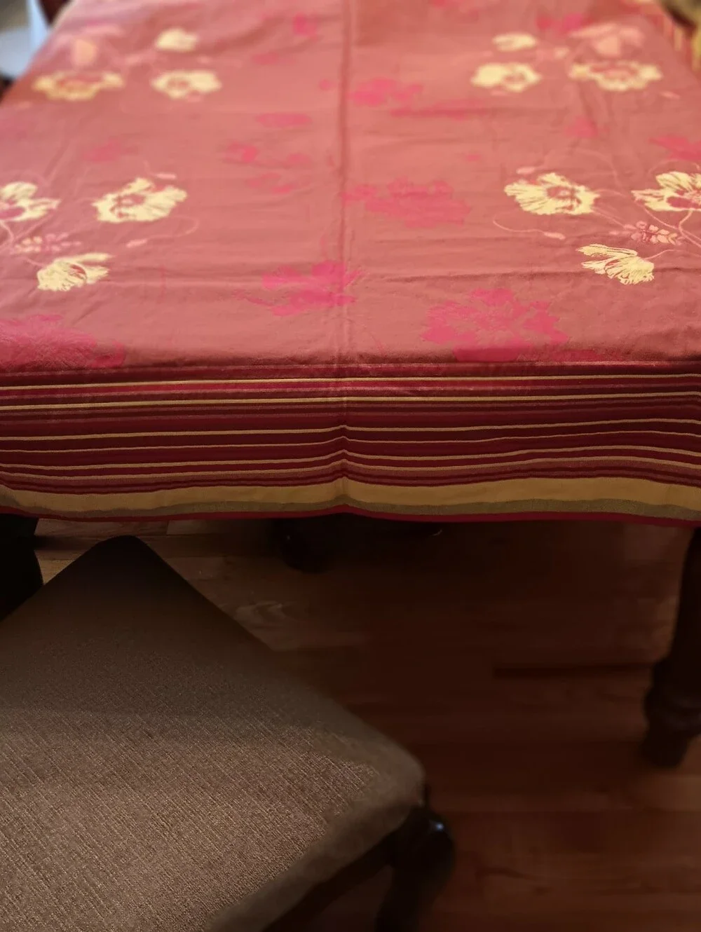 100% Cotton Tablecloth 58